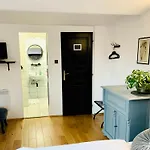 Boutique U Rolanda, Mikulasske Namesti 3* Znojmo