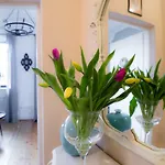 Boutique U Rolanda, Mikulasske Namesti Мини-отель 3*
