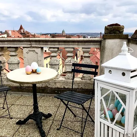 Boutique U Rolanda, Mikulasske Namesti 3*