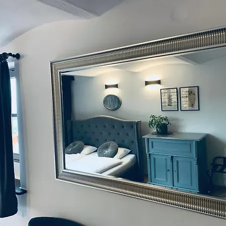 Boutique U Mikulase , Cafe U Rolanda 3*
