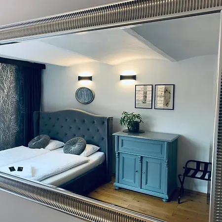 Boutique U Rolanda, Mikulasske Namesti 3* Znojmo