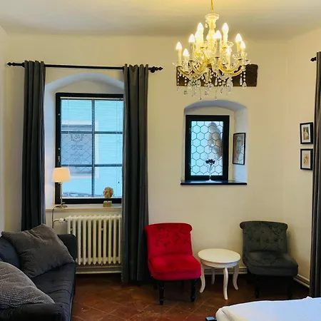 Inn Boutique U Rolanda, Mikulasske Namesti 3*