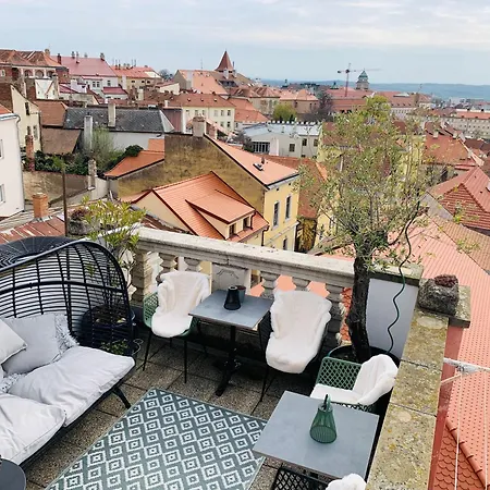 Boutique U Rolanda, Mikulasske Namesti Zajazd Znojmo