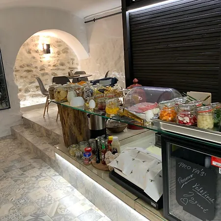 Boutique U Mikulase , Cafe U Rolanda 3*