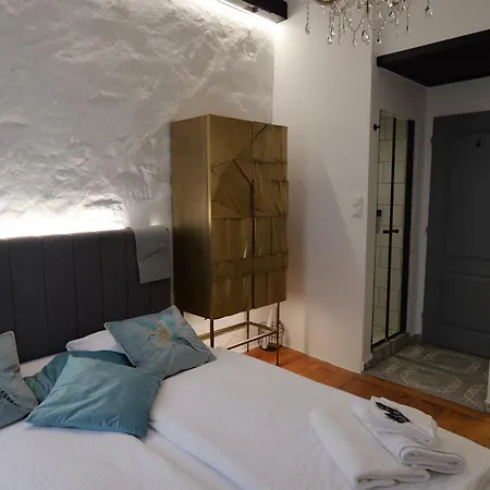 Boutique U Rolanda, Mikulasske Namesti Inn