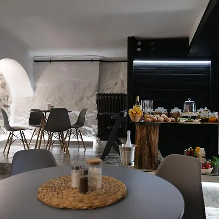 Boutique U Rolanda, Mikulasske Namesti 3* Зноймо